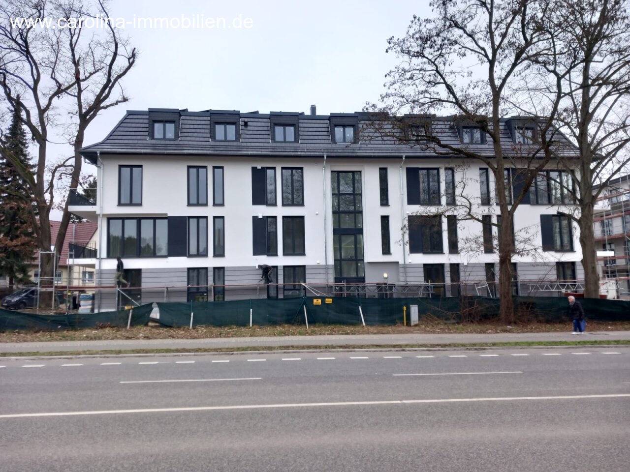 Top - Erstbezug! Moderne und Großzügige 3R- Whg! an der Berliner Grenze!