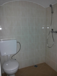 WC WC