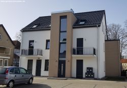 Haus Eingangstür Seite Haus Eingangstür Seite